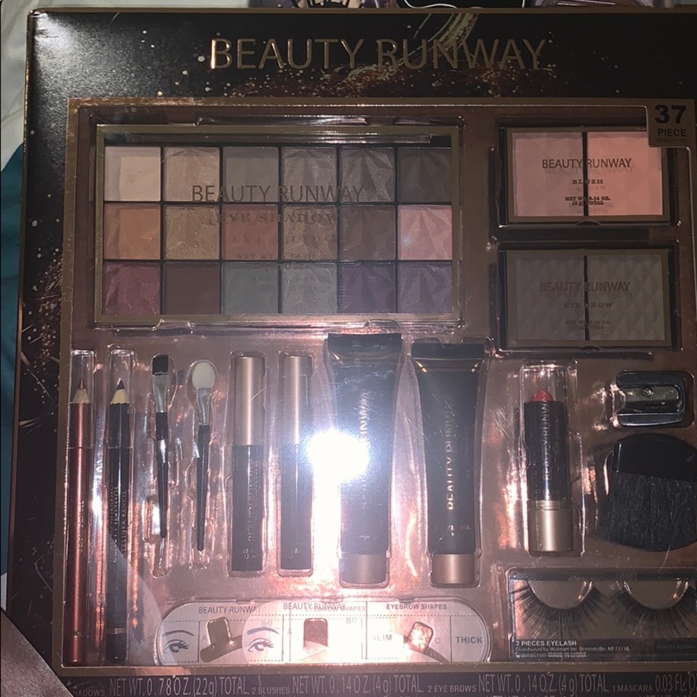 37 piece makeup pallet
